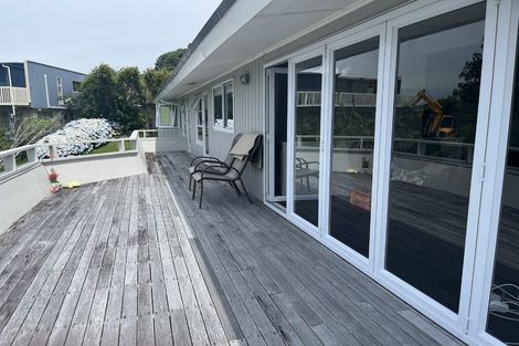 Photo of property in 98 Matipo Road, Mairangi Bay, Auckland, 0630