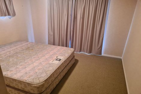 Photo of property in 15 Leander Place, Milson, Palmerston North, 4414