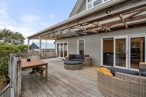 Photo of property in 30 Ngatitoa Street, Tawa, Wellington, 5028