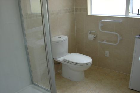 Photo of property in 3a Gretel Place, Hillcrest, Auckland, 0627