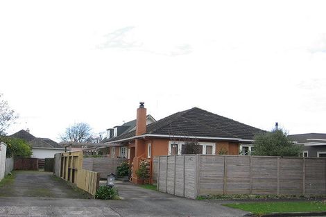 Photo of property in 43 Collingwood Street, Hokowhitu, Palmerston North, 4410