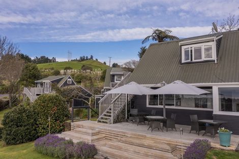 Photo of property in 2 Brenton Place, Whangamata, 3691