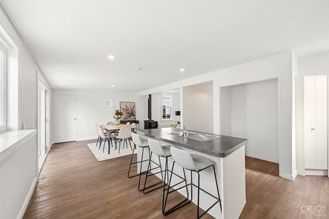 Photo of property in 64 Bell Road, Waiwhetu, Lower Hutt, 5010
