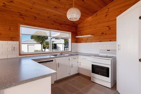 Photo of property in 32 Hayward Court, Te Puke, 3119