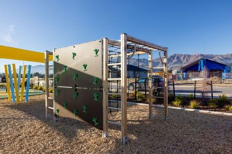 Photo of property in 13 Barton Street, Lake Hawea, 9382