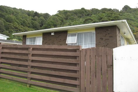 Photo of property in 30 Kowhai Street, Wainuiomata, Lower Hutt, 5014