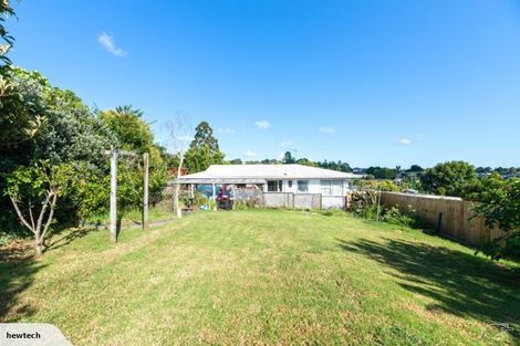 Photo of property in 8 Hewlett Road, Massey, Auckland, 0614