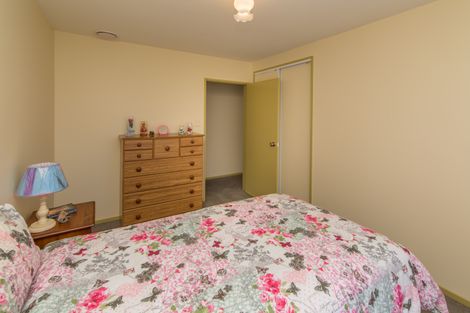 Photo of property in 2/125 Hawthornden Road, Avonhead, Christchurch, 8042