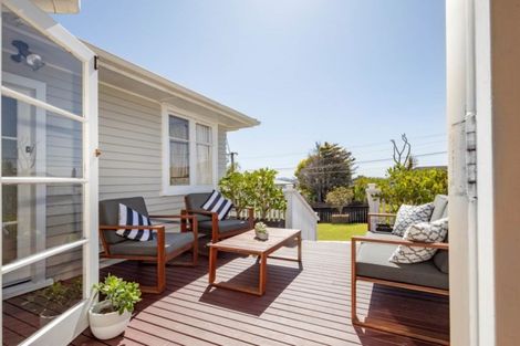 Photo of property in 18a Gilliam Street, New Lynn, Auckland, 0600