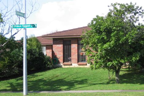 Photo of property in 178 Prince Regent Drive, Farm Cove, Auckland, 2012