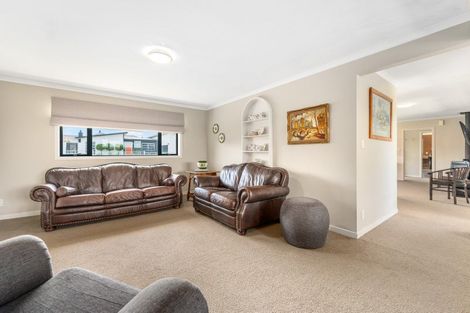 Photo of property in 32 Ursula Drive, Feilding, 4702