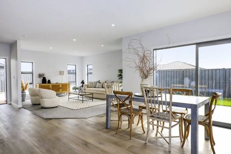 Photo of property in 9 Cassin Place, Taradale, Napier, 4112