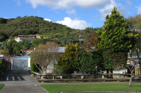 Photo of property in 40 Meremere Street, Wainuiomata, Lower Hutt, 5014