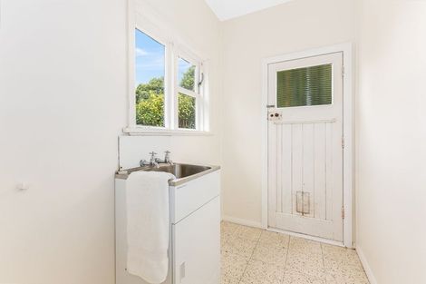 Photo of property in 67 Delhi Crescent, Khandallah, Wellington, 6035