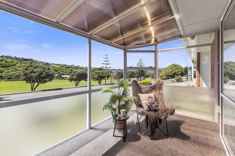 Photo of property in 130 Main Road, Titahi Bay, Porirua, 5022