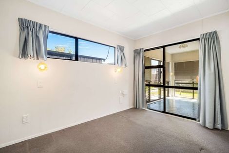 Photo of property in 15d Holyrood Terrace, Waipukurau, 4200