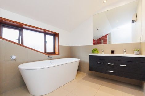 Photo of property in 6f Ihaka Street, Hokowhitu, Palmerston North, 4410