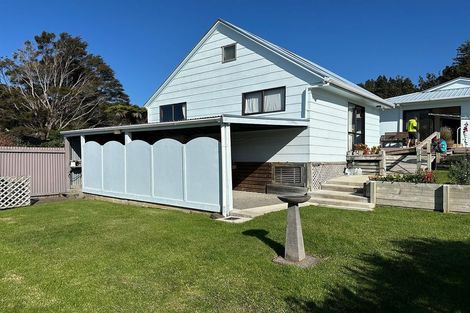 Photo of property in 116 Park Avenue, Whangamata, 3620