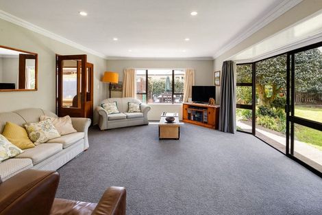 Photo of property in 251 Shakespeare Street, Leamington, Cambridge, 3432
