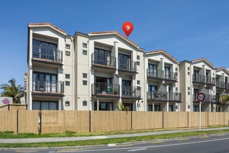Photo of property in 9/346 Oceanbeach Road, Mount Maunganui, 3116