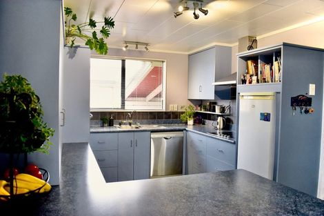 Photo of property in 123 Guy Street, Dannevirke, 4930