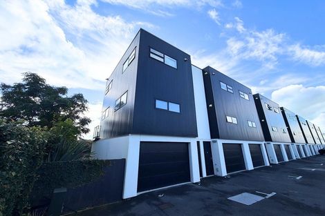 Photo of property in 1/22 Ashley Place, Papamoa Beach, Papamoa, 3118