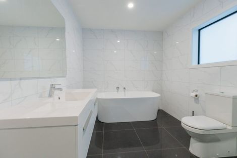 Photo of property in 150 Amesbury Drive, Churton Park, Wellington, 6037