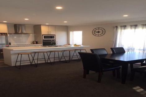 Photo of property in 25 Oka Street, Papamoa Beach, Papamoa, 3118