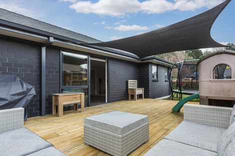 Photo of property in 1 Genoa Place, Whitby, Porirua, 5024