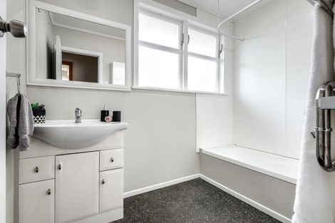 Photo of property in 98 Bankwood Road, Chartwell, Hamilton, 3210