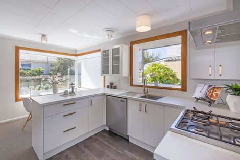 Photo of property in 304 Withells Road, Avonhead, Christchurch, 8042