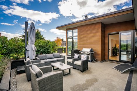 Photo of property in 73 Rob Roy Lane, Wanaka, 9305