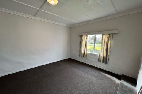 Photo of property in 5 Strange Street, Waitara, 4320