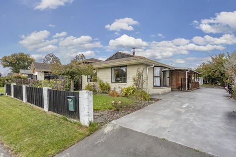Photo of property in 13 Parkhouse Drive, Rangiora, 7400