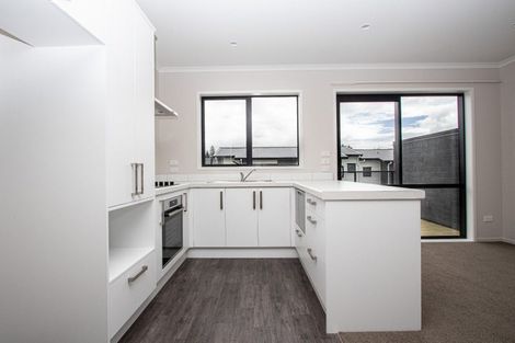 Photo of property in 10u8 Charlemont Street, Whitiora, Hamilton, 3200