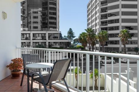 Photo of property in 10/12 Maunganui Road, Mount Maunganui, 3116