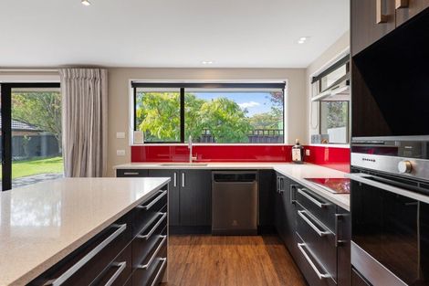 Photo of property in 6 Seneca Place, Burwood, Christchurch, 8083