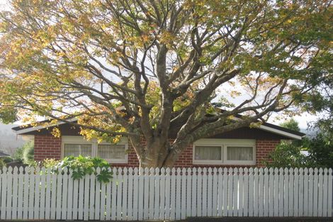 Photo of property in 10 Korau Grove, Stokes Valley, Lower Hutt, 5019