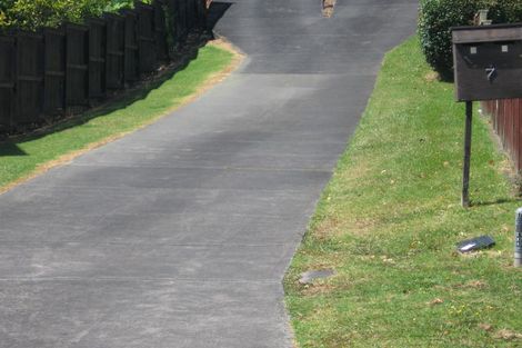 Photo of property in 1/7 Downing Street, Glenfield, Auckland, 0629