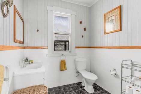 Photo of property in 37 Cobden Street, Gisborne, 4010