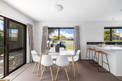 Photo of property in 37 Kildare Street, Northwood, Christchurch, 8051