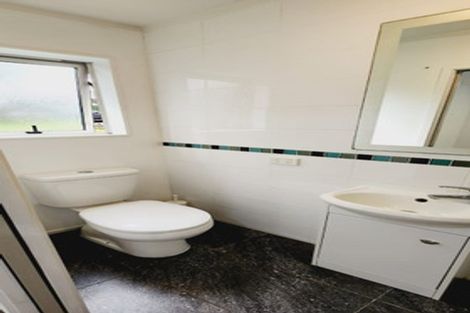 Photo of property in 100 Spinella Drive, Bayview, Auckland, 0629