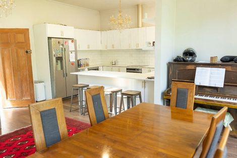 Photo of property in 20 Adderley Terrace, Ravensbourne, Dunedin, 9022