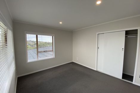 Photo of property in 1/32 Shanaway Rise, Hillcrest, Auckland, 0627