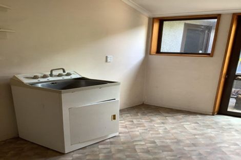 Photo of property in 17b Ramore Place, Redwood, Christchurch, 8051