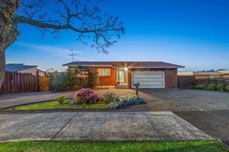 Photo of property in 56 Galloway Crescent, Farm Cove, Auckland, 2012