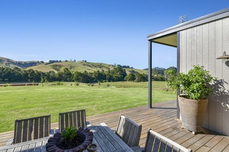 Photo of property in 313 Pukapuka Road, Pohuehue, Warkworth, 0983