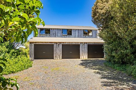 Photo of property in 18 Haywood Lane, Tawharanui Peninsula, Warkworth, 0986