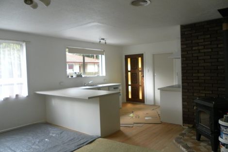 Photo of property in 18 Saunders Place, Redwood, Christchurch, 8051