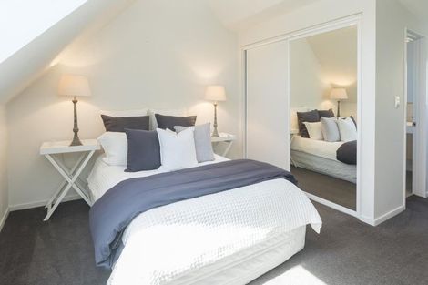 Photo of property in 8/20 North Avon Road, Richmond, Christchurch, 8013